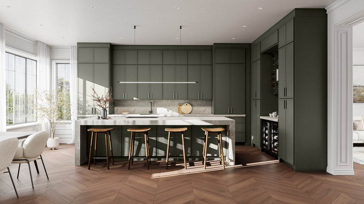 Kitchen with Fabuwood Allure Luna cabinets