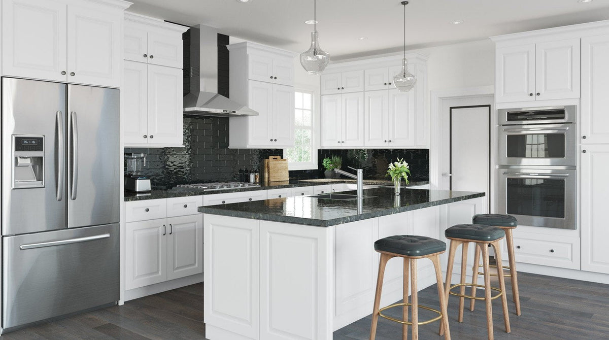 Kitchen with Fabuwood Value Premium Hallmark Frost painted cabinets