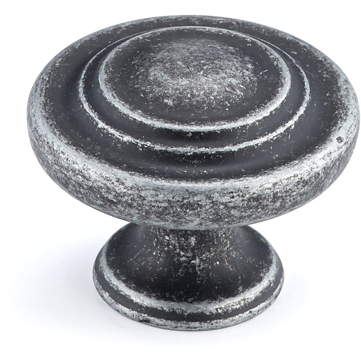 Richelieu 107 traditional cabinet knob in natural iron