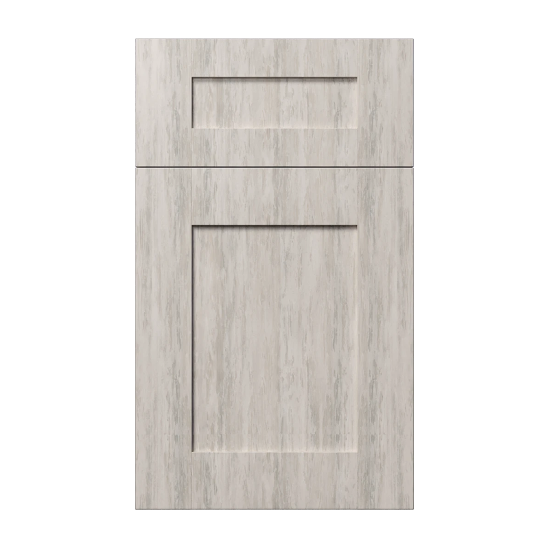 Fabuwood Ovela Tuscany Light Artwood cabinet door sample